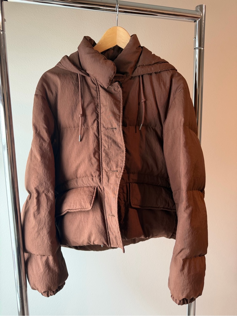 Uniqlo Size Small Puffer Jacket with Hood in Brown GUC